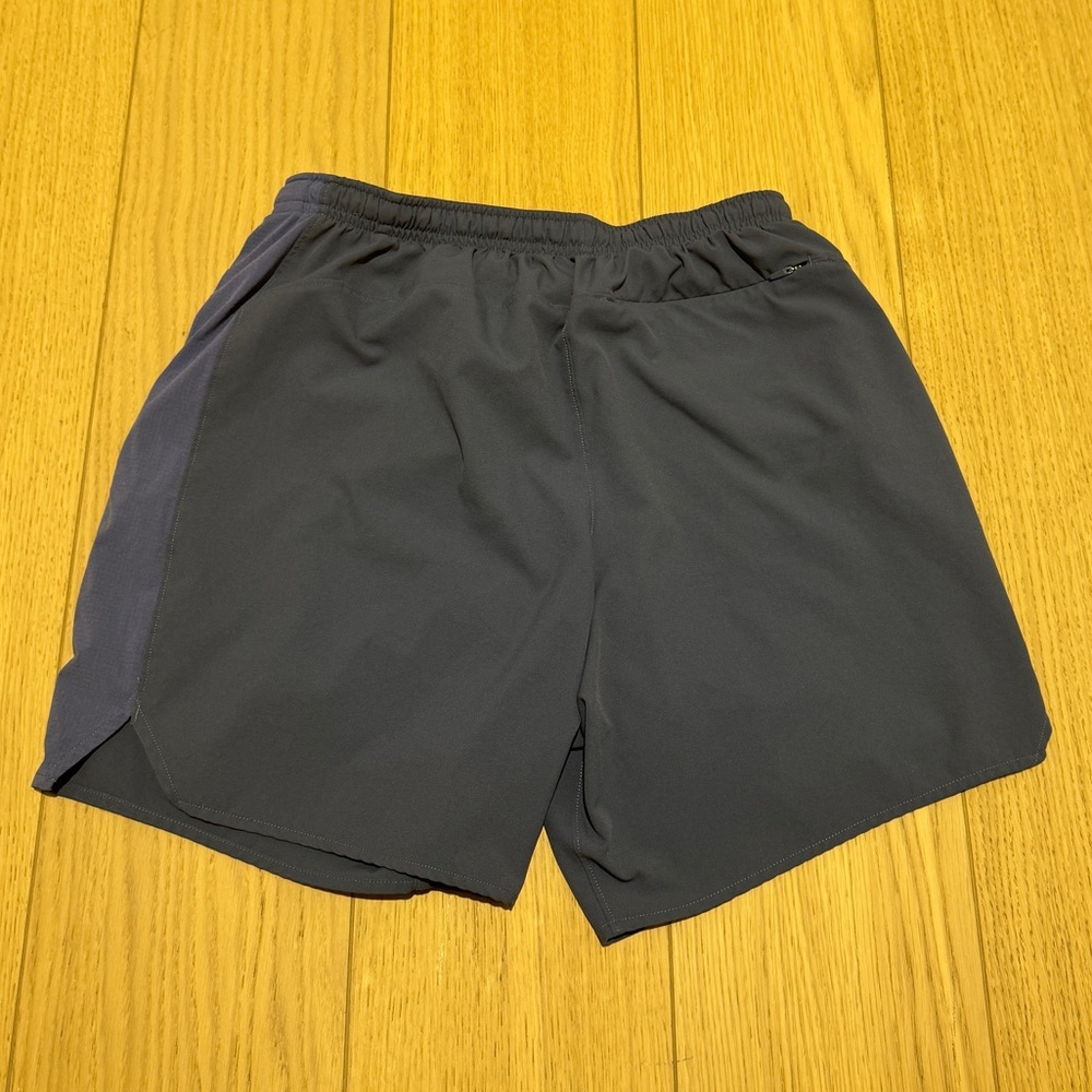 Outdoor Voices Men’s Liner Shorts 6” Size M